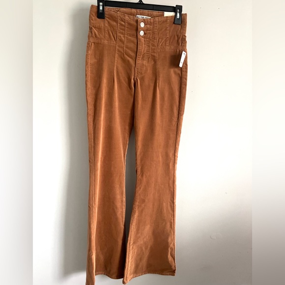 🌻🆕FREE PEOPLE We The Free Jayde Cord Flare Jeans-Sunburn Color - Picture 14 of 16